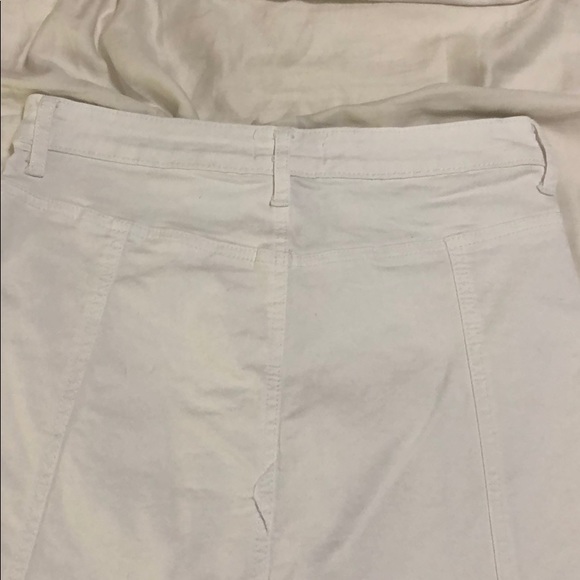 White button down denim skirt - Picture 4 of 4